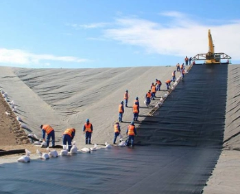แผ่นรองพื้นบ่อ Geomembrane กันซึม 0.5-2 มม 4