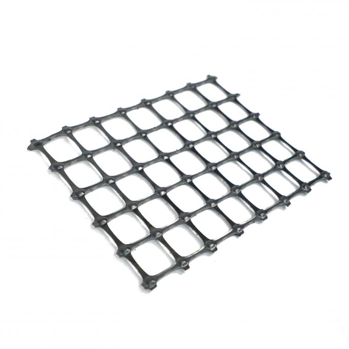 40kn Grid Mesh Biaxial PP พลาสติก Geogrid สําหรับการเสริมสร้างถนน 0