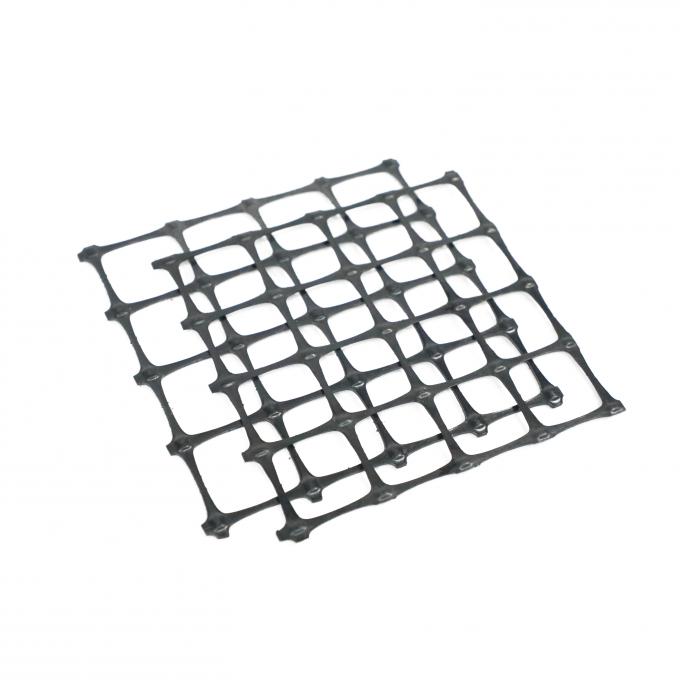 40kn Grid Mesh Biaxial PP พลาสติก Geogrid สําหรับการเสริมสร้างถนน 1