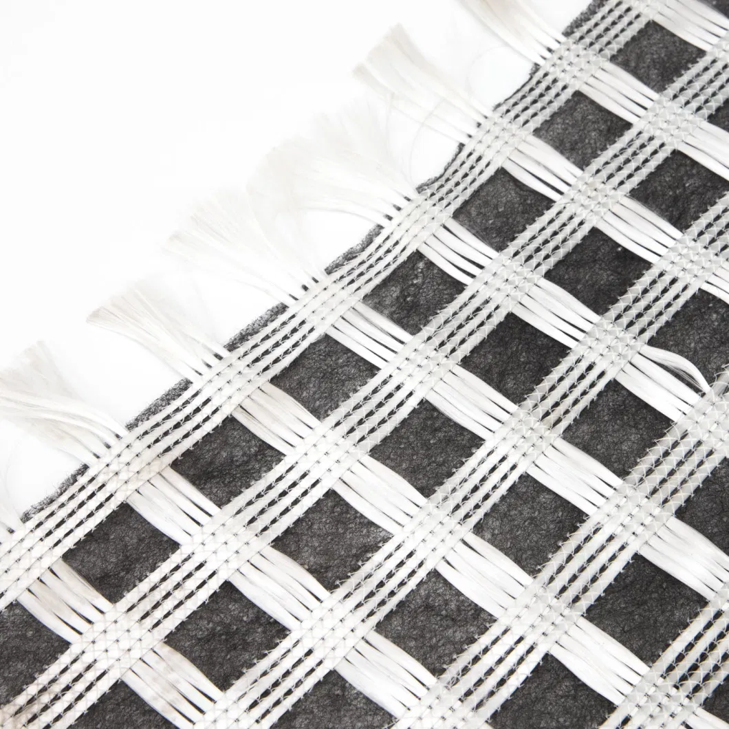 สารประกอบ Bi-Axial Fiberglass Geogrid With Nonwoven Geotextile สําหรับการเสริมสร้างดิน/วัสดุก่อสร้างถนน 3