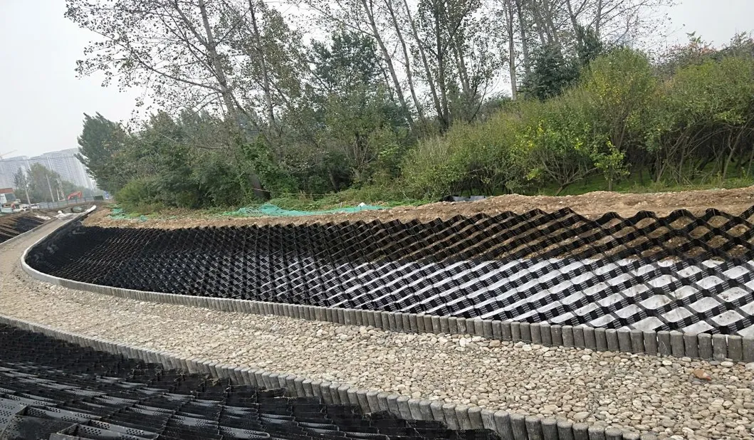 สายพานกระชับถนน HDPE สีดํา สายพานกระชับถนน 10