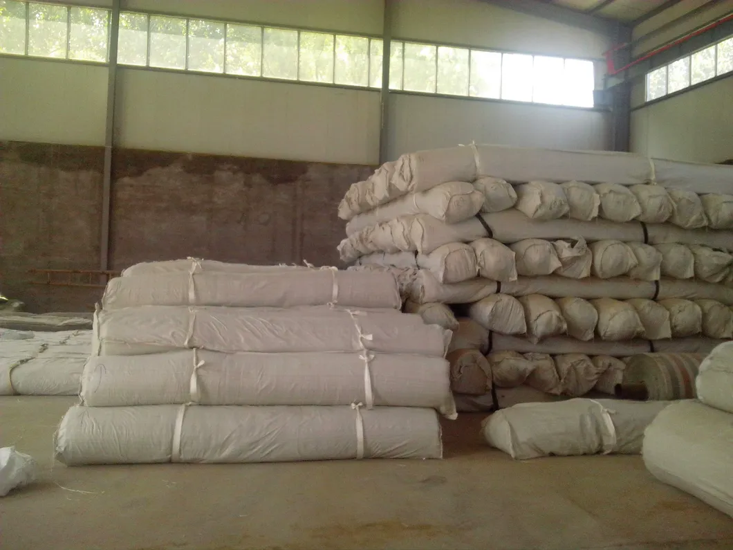 แปรงกันการละลายน้ําในสระน้ํา GCL แผ่นคลีไลเนอร์ Mat Gcl Bentonite Geosynthetic สําหรับการเก็บขยะ 15