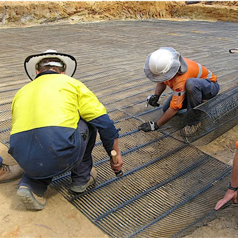 พลาสติก โพลีโปรพีเลน PE มุมเดียว มุมเดียว ยืดยาว พลาสติก Geogrid สําหรับการเสริมสร้างถนน 6