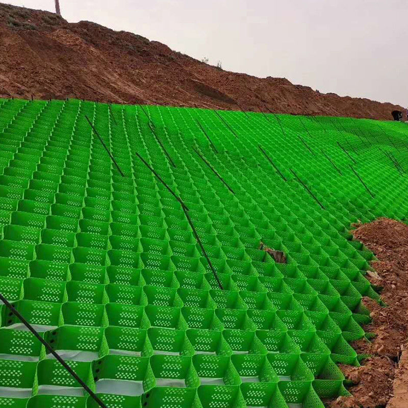 ป้องกันการกัดกร่อน Geocell Hdpe ขนาด 50 มม. สำหรับการเสริมแรงทางลาดเขาถนน