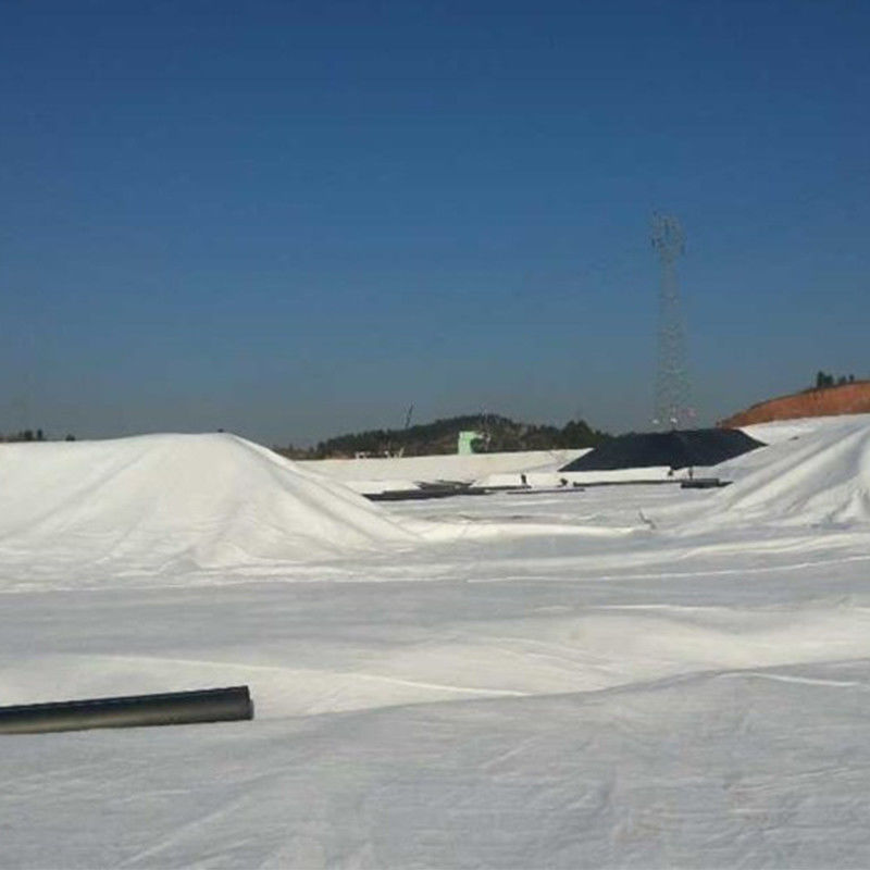 สินค้าที่มีความแข็งแกร่งสูง Geosynthetics วัสดุทางหลวง การสร้างถนน PP PET สายใยไม่เนื้อ