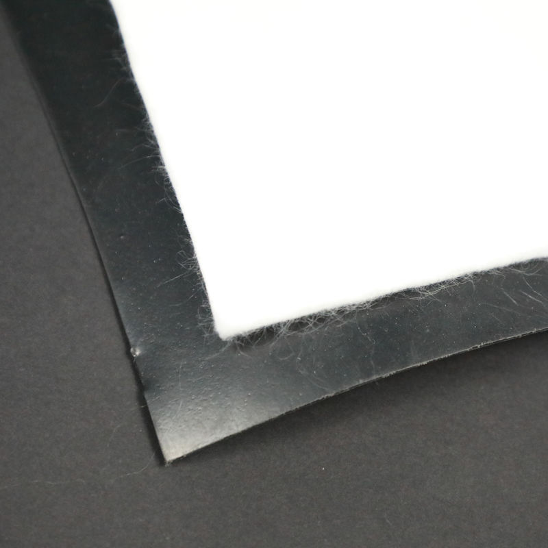 สารผสม Geomembrane Liner กับ Geotextile ไม่เนื้อผ้าสําหรับปลูกปลา