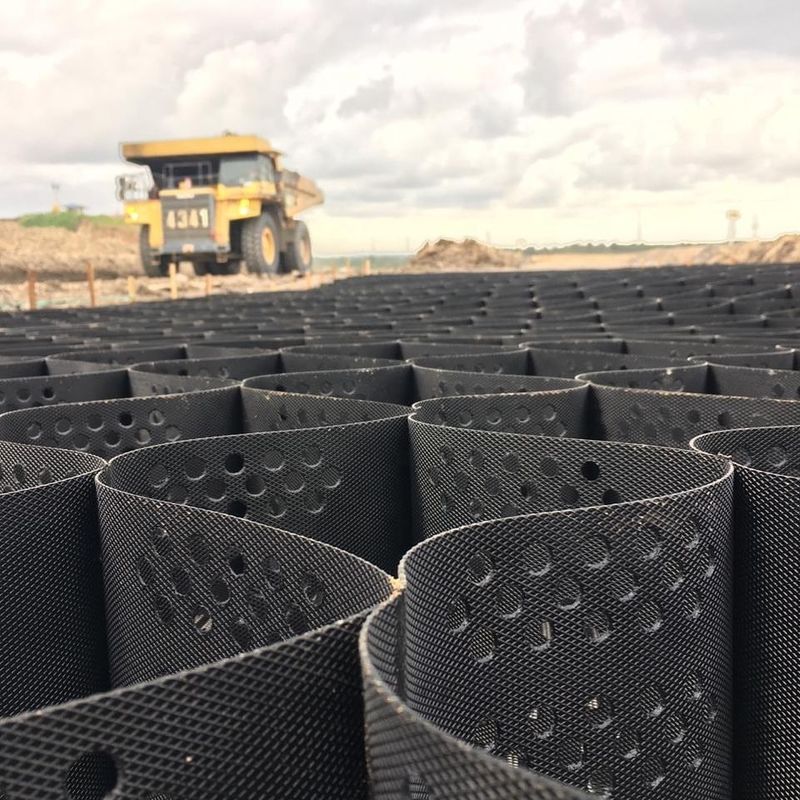 ผนังและเจาะ HDPE พลาสติก Geocell Paver Gid ผู้ผลิต กรวย Grid Geo Cell สําหรับการก่อสร้างถนน