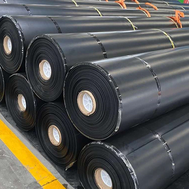 0.75mm 1mm Anti-Seepage Leakproof Smooth HDPE Geomembrane Pond Liner สําหรับการกําจัดขยะ
