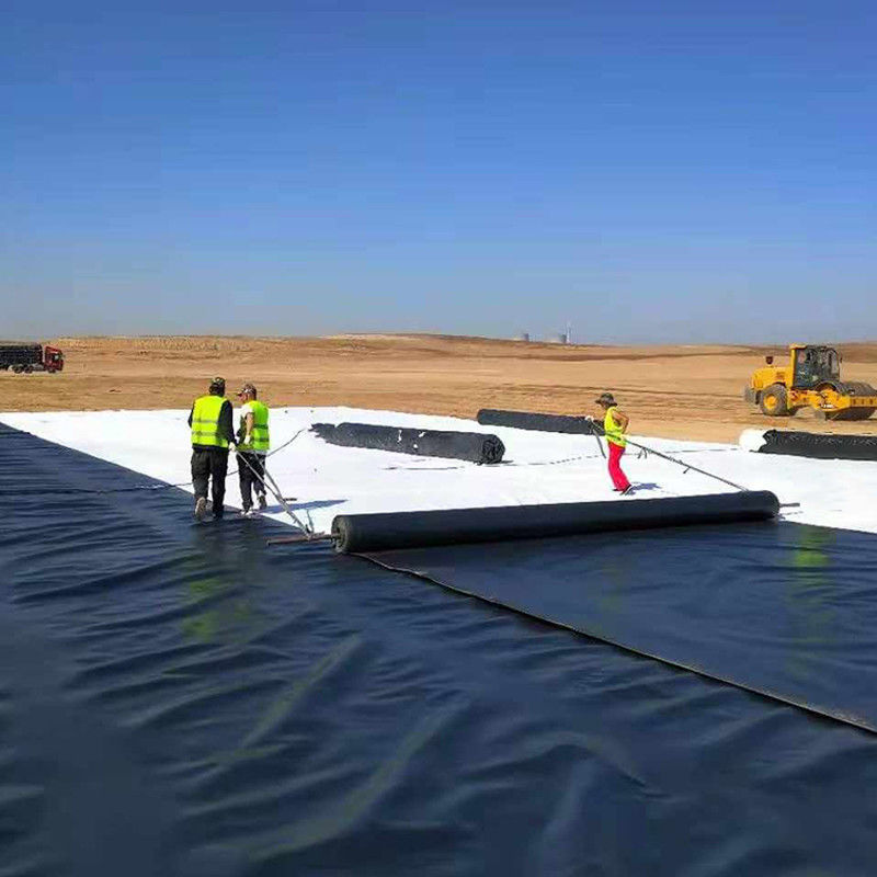 0.75mm 1mm Anti-Seepage Leakproof Smooth HDPE Geomembrane Pond Liner สําหรับการกําจัดขยะ