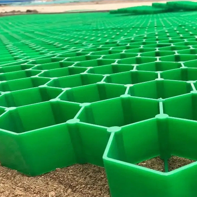 แผ่นผนังพื้นหญ้า ผืนหญ้าที่ผ่านผ่านการปลูกหญ้าปลูก Grid Mold สําหรับการจัดจําหน่ายโรงงาน driveway