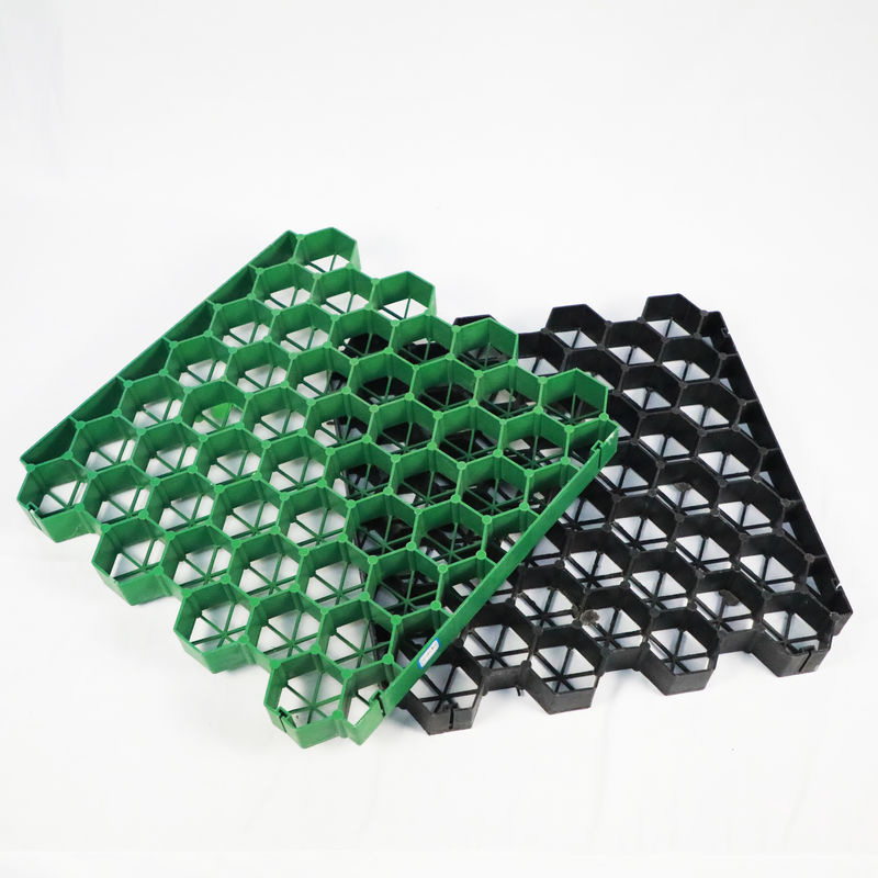 เครื่องพับหญ้า HDPE ที่เป็นมิตรต่อสิ่งแวดล้อมที่ทนทานสําหรับทางเดิน, การเสริมสนามหญ้า, การปรับปรุงสวนและการยืนหยัดหินหินที่จอดรถ