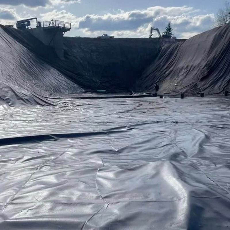 HDPE High Definition Polyethylene Liner สไตล์การออกแบบอุตสาหกรรมสําหรับปลาและปลากุ้ง