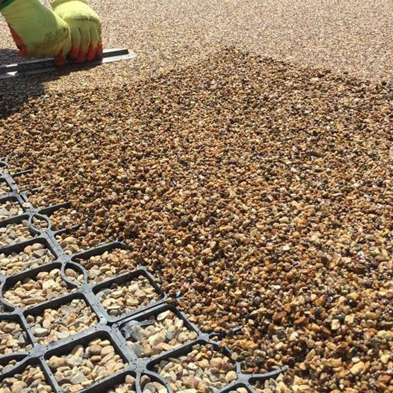 HDPE พลาสติกหญ้ากรีดสําหรับหญ้า พื้นที่จอดรถ คลื่นลม การควบคุมการบดดิน การปรับความมั่นคงของดิน ถนนหินหินหินหินหินหินหินหินหินหิน